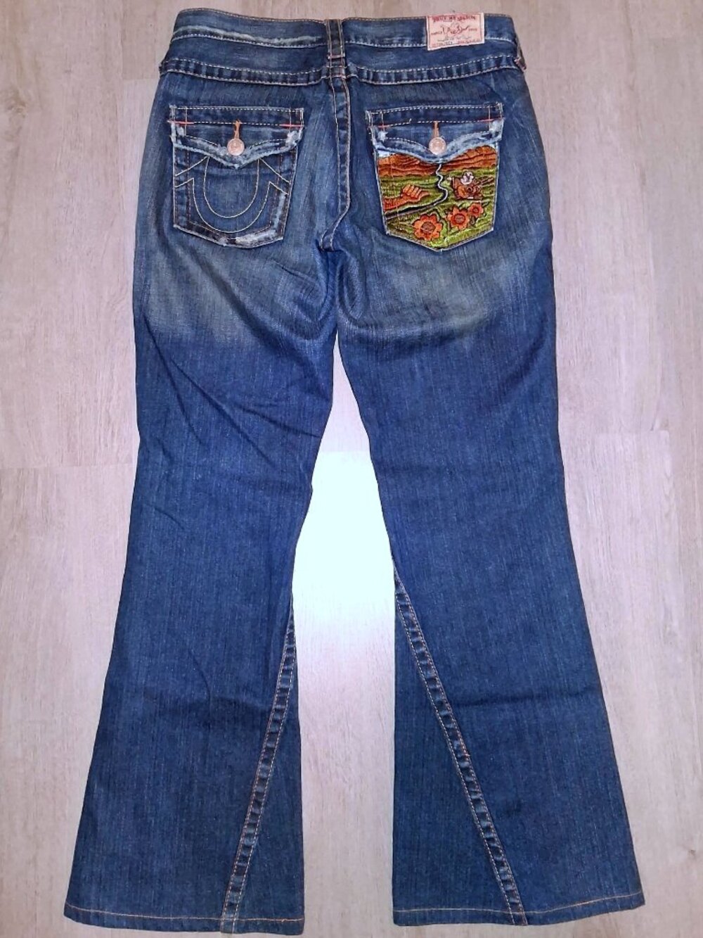 True Religion Joey Embroidered Buddha Flared Jeans Size 29 x 33 Distressed Denim